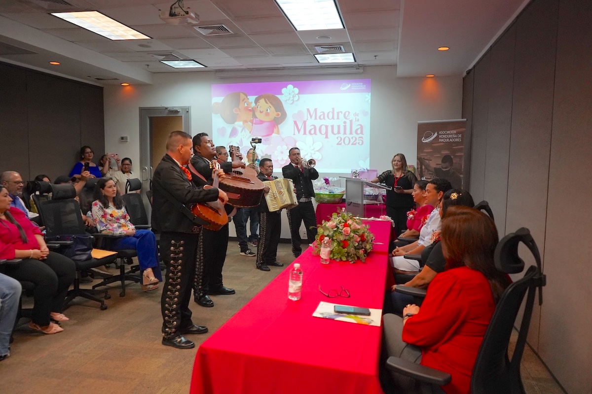 AHM Rinde Homenaje a Madres Trabajadoras del Sector Maquilador en una Edición Emotiva e Innovadora del Concurso ‘Madre de la Maquila 2025