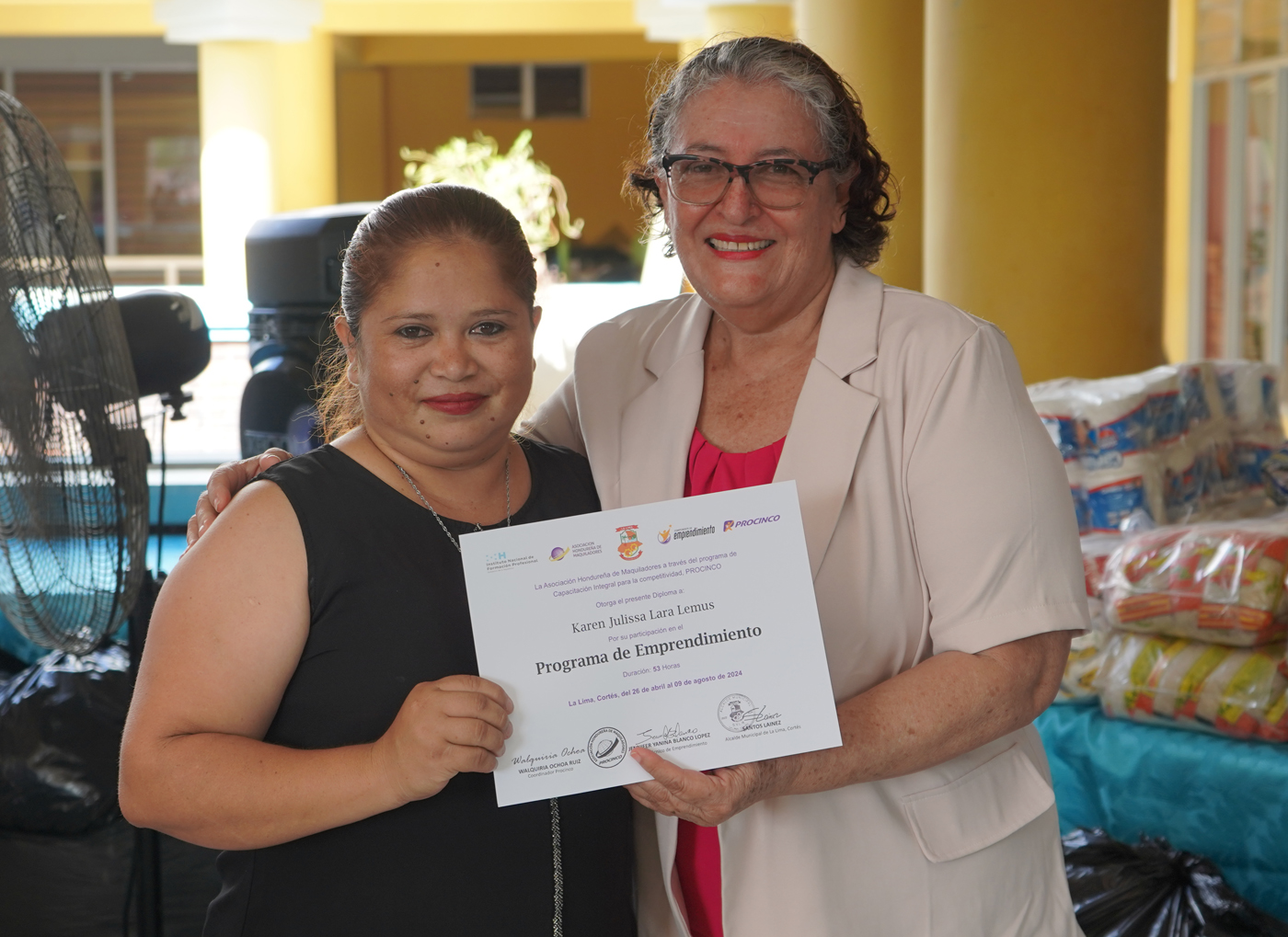 MUNICIPALIDAD DE LA LIMA, CON APOYO DE LA AHM, IMPULSA A 41 MUJERES EMPRENDEDORAS CON CAPITAL SEMILLA Y FORMACIÓN EMPRESARIAL