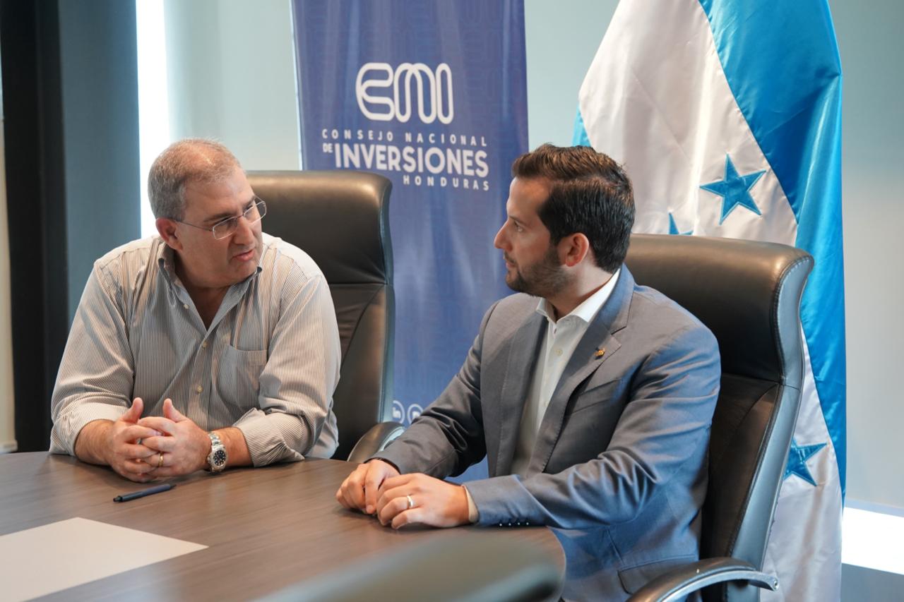 CNI Y AHM SUSCRIBEN CONVENIO PARA FORTALECER LA INVERSIÓN EN LA INDUSTRIA TEXTIL-MAQUILADORA