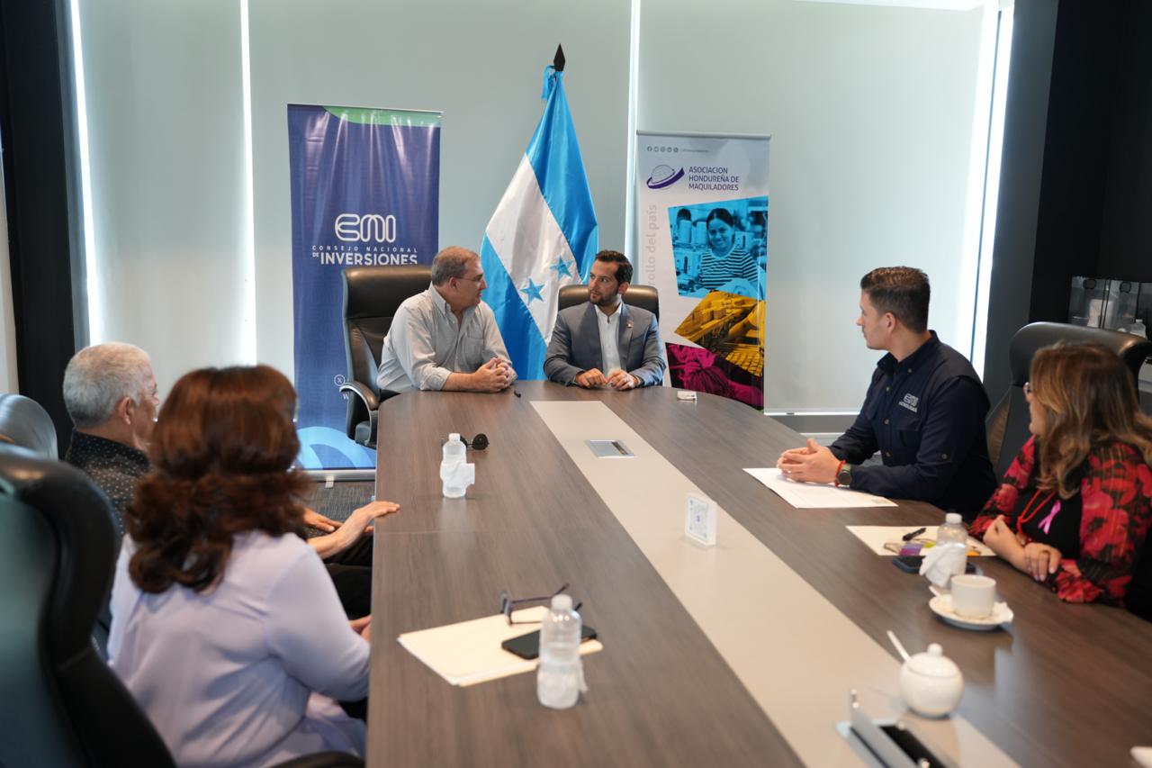 CNI Y AHM SUSCRIBEN CONVENIO PARA FORTALECER LA INVERSIÓN EN LA INDUSTRIA TEXTIL-MAQUILADORA