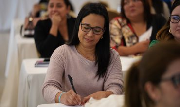 AHM impulsa el desarrollo emprendedor con su cuarta Master Class: “Más que servicio, una experiencia que venda”