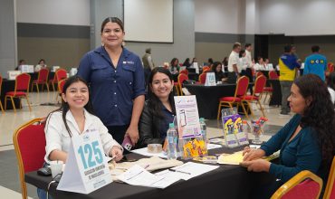 AHM Y SU BOLSA DE EMPLEO PARTICIPAN EN FERIA DE OPORTUNIDADES DE LA CCIC