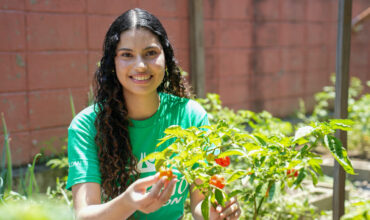 Gildan impulsa jornada de reforestación en San Pedro Sula durante el Mes de la Tierra