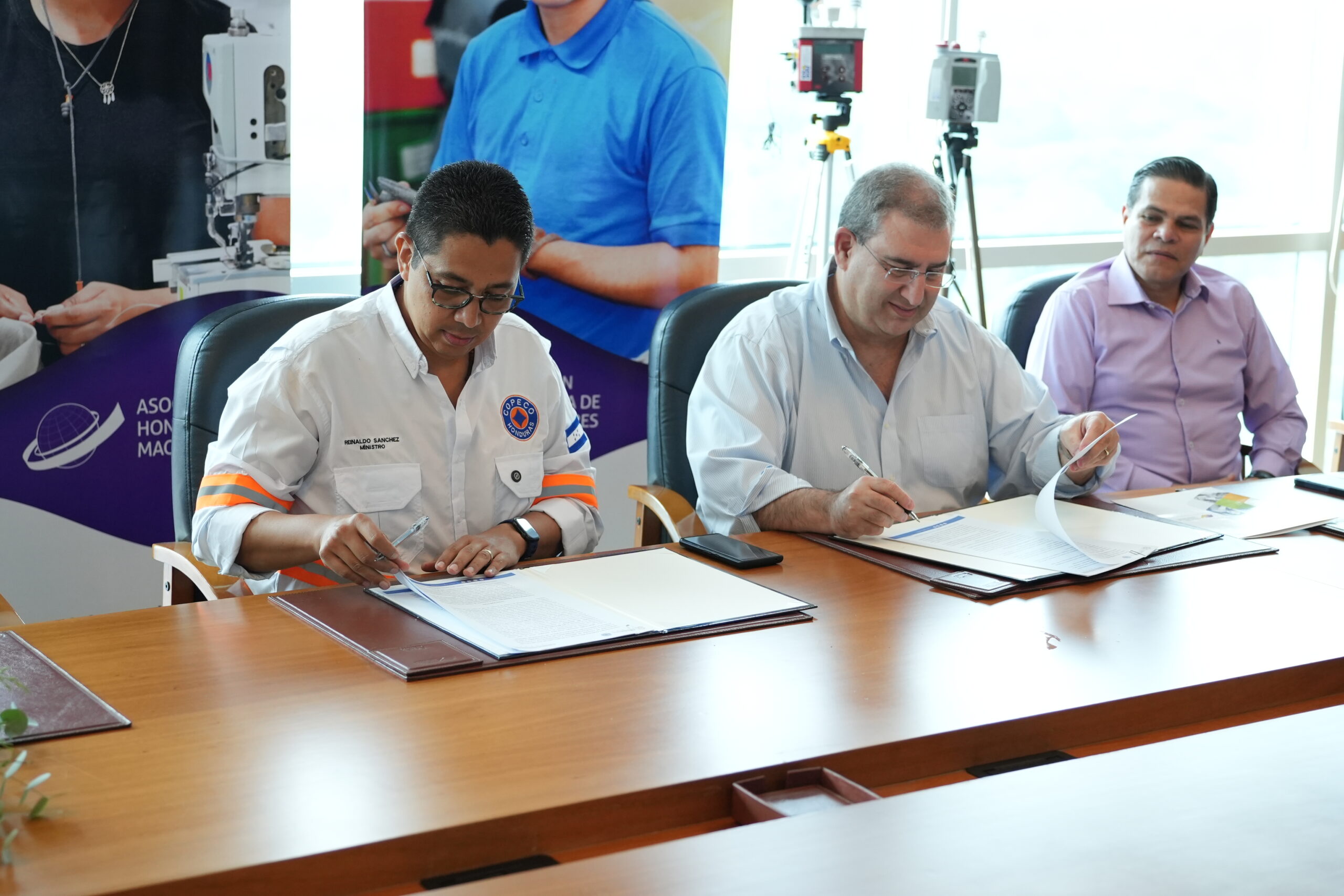 AHM Y COPECO RENUEVAN CONVENIO PARA FORTALECER LA GESTIÓN DE RIESGOS EN LA INDUSTRIA TEXTIL-MAQUILADORA