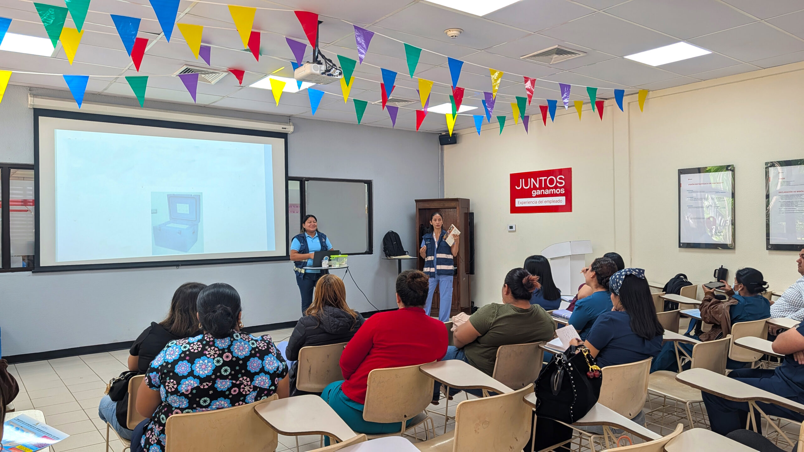 AHM y empresas afiliadas impulsan plan preventivo de salud ante casos de sarampión en Cofradía